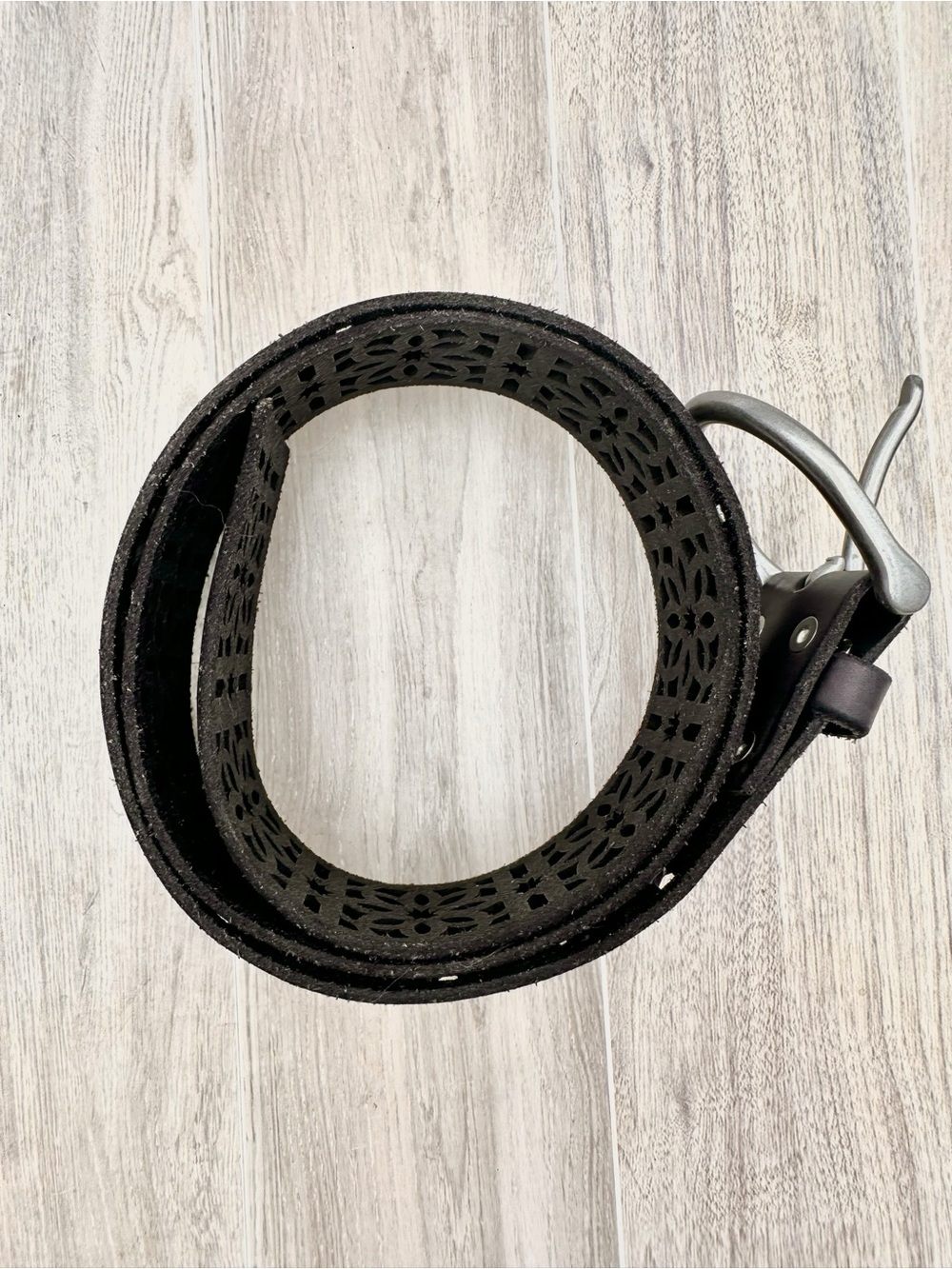 Lucky Brand Brown Leather Cutout Perferrated Boho Belt 90s Y2K | Size L - Picture 4 of 11